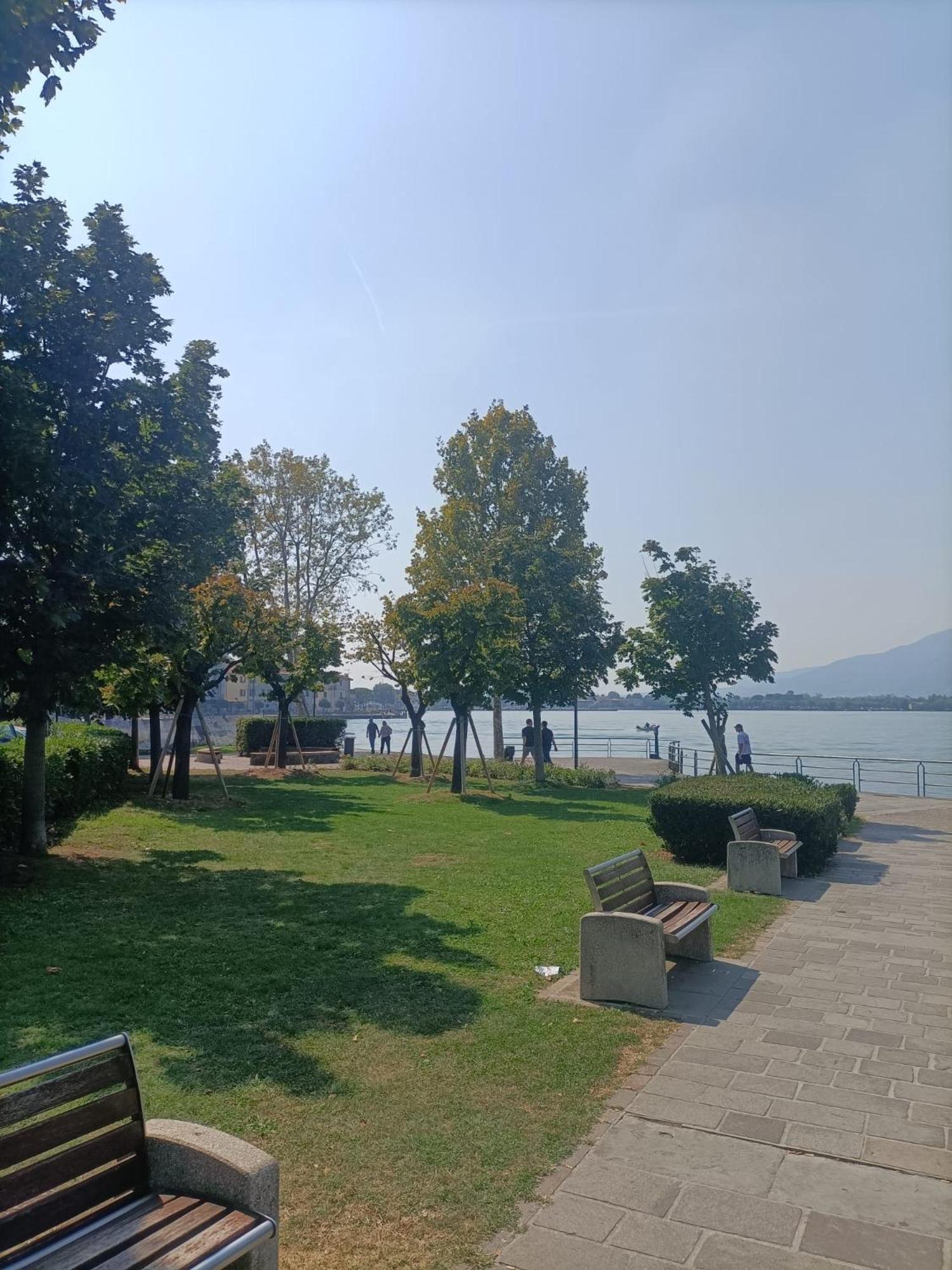 Beth House Iseo Apartman Szoba fotó